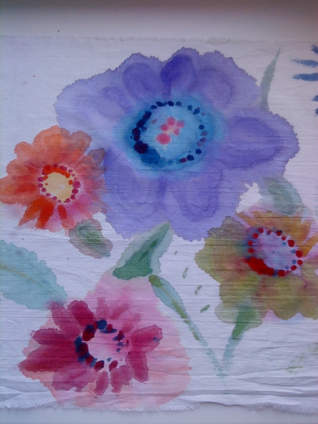 Наталя Лебедєва   «Красиві квіти» - малюнки дітей, виконані в техніці батик