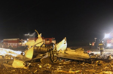18 листопада 2013, 9:10 Переглядів:   Місце аварії літака