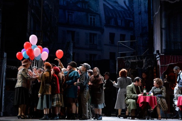 Туринська прем'єра «Богеми» сприяла ще більшої популярності композитора, прославленого після постановки «Манон Леско», в усякому разі, його успіху у публіки