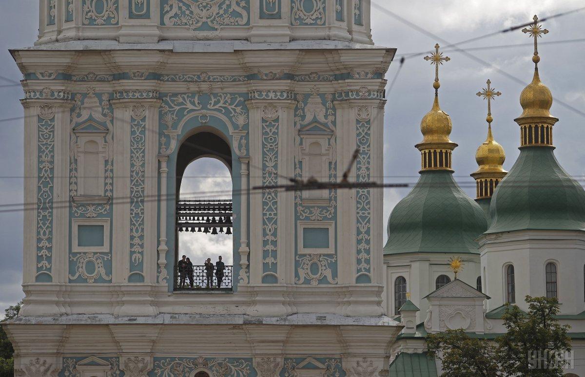 В цілому, в шоу візьмуть участь понад 300 учасників, а на Софійській площі очікується близько 20 тисяч слухачів