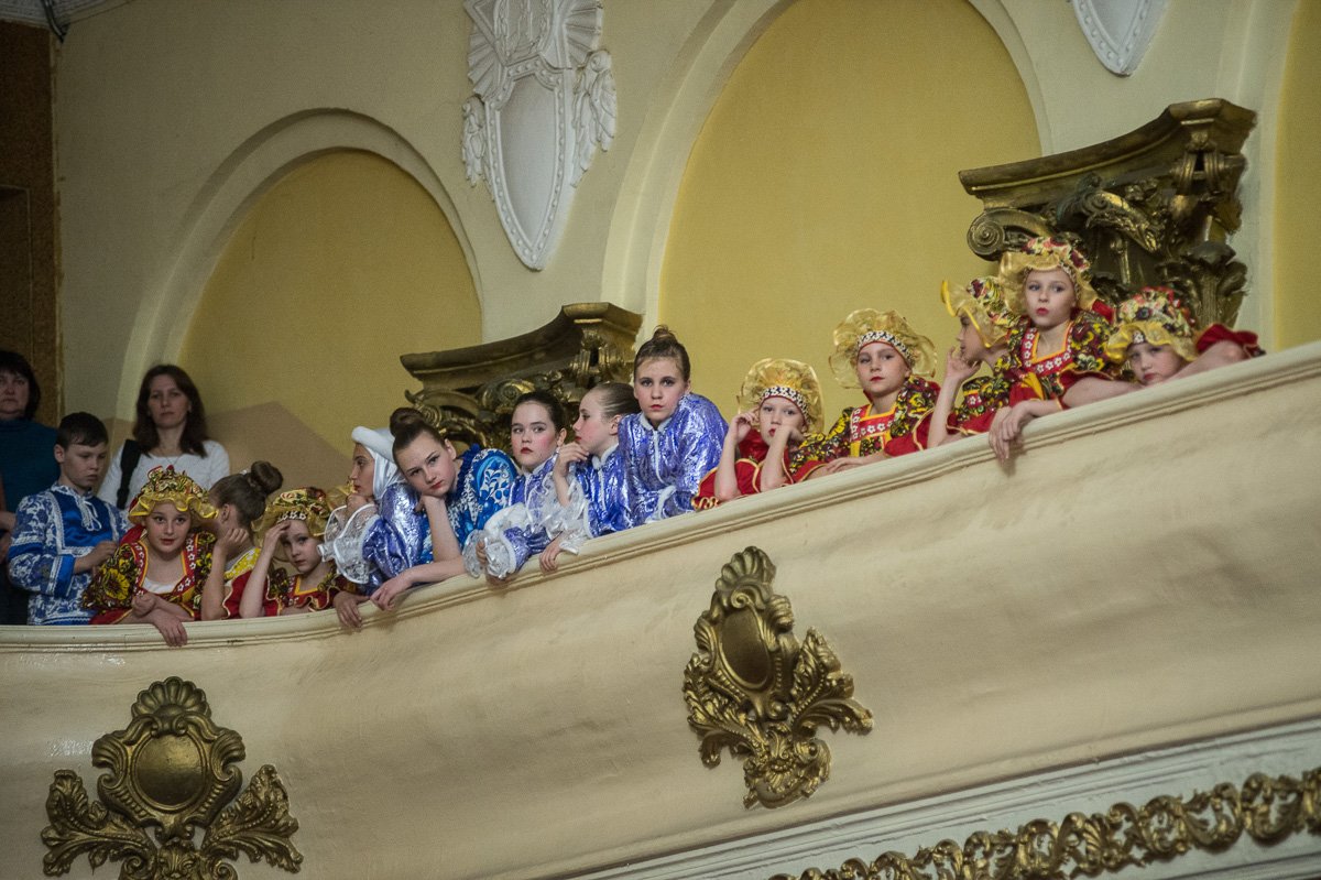 Покажемо чотири танцю, всі російські народні: «Зима», «Чебатуха», «Вася-Волошка» і «Весняний переполох»