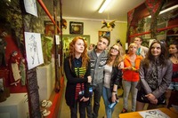 Вартість екскурсії в Музей ляльок: 700 рублів для групи до 5 осіб, 900 рублів для групи до 10 осіб