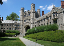 Princeton University   - один з найстаріших університетів США з блискучою академічної репутацією, що привертає найталановитіших студентів і викладачів з усього світу