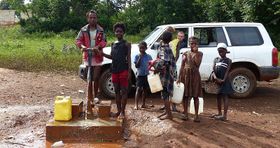 Один з проектів організації «Крапля життя», Фото: Архів організації «Крапля життя»   «Люди в цій області серйозно страждають від нестачі чистої питної води